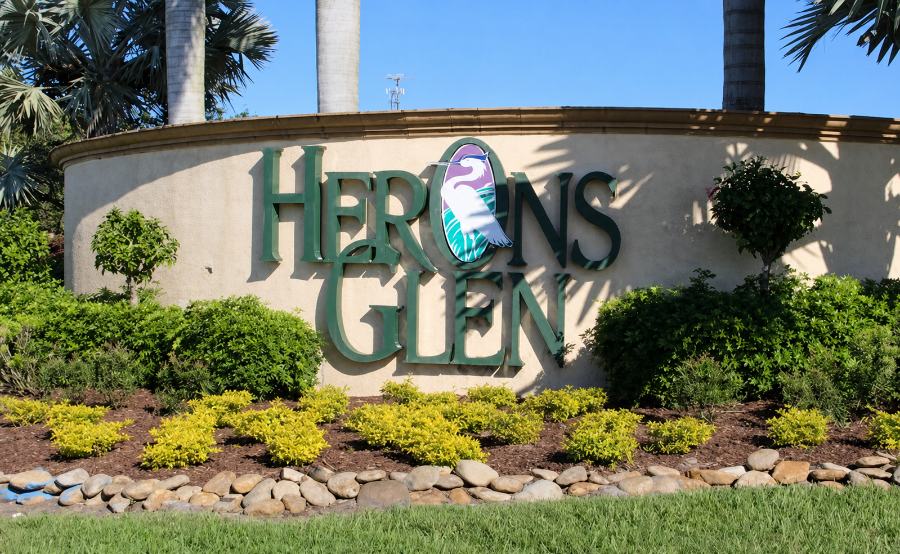 Herons Glen entrance